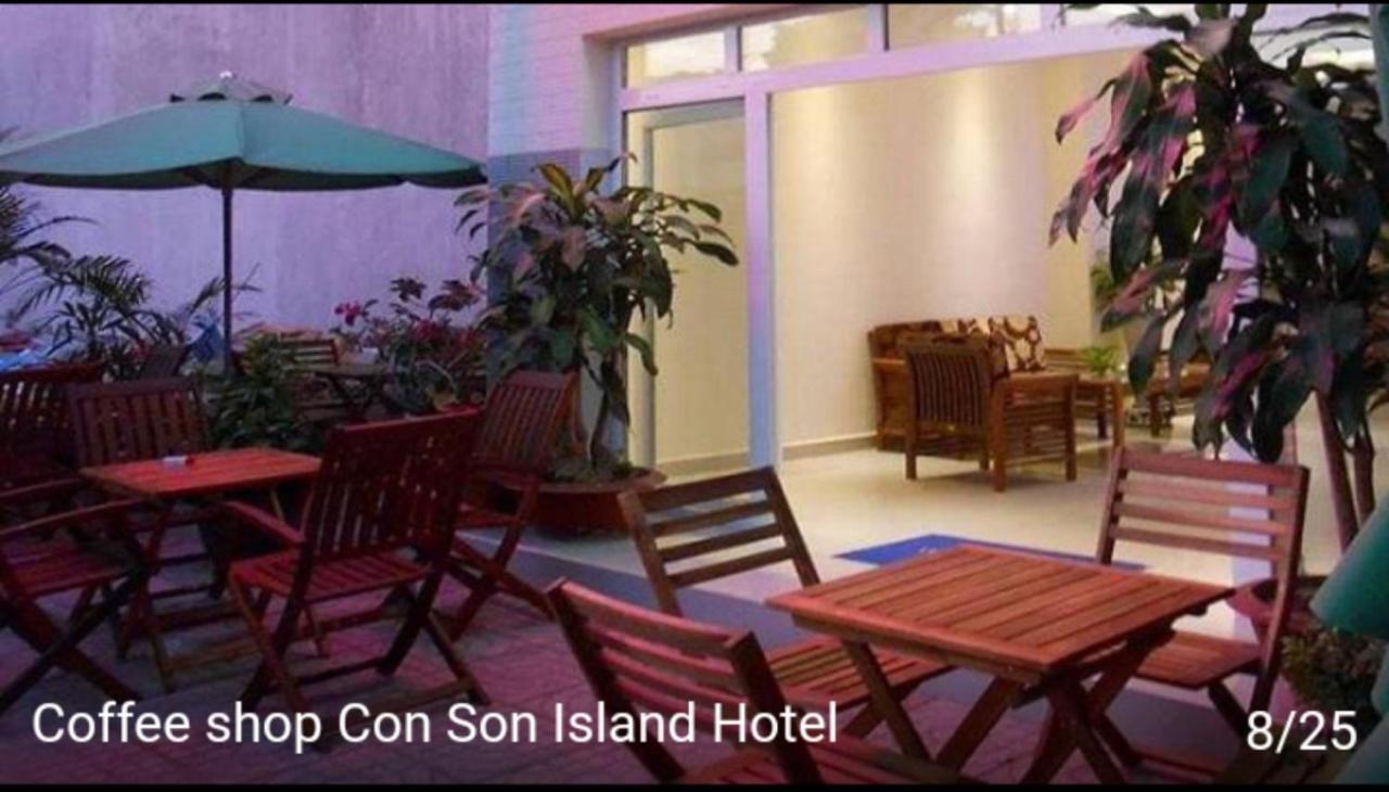 Con Son Island Home Chi Khu Co Ong Exteriör bild
