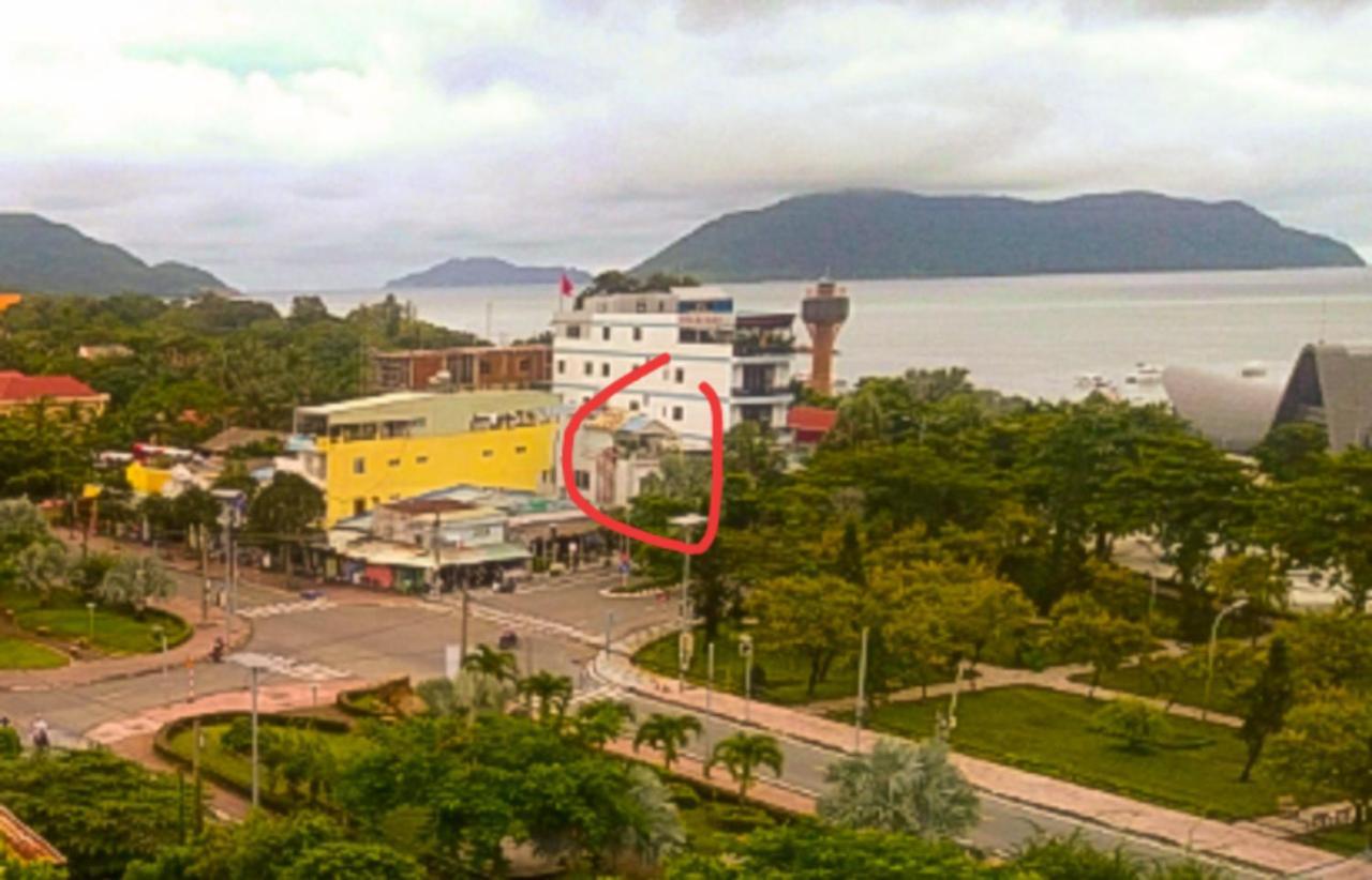 Con Son Island Home Chi Khu Co Ong Exteriör bild